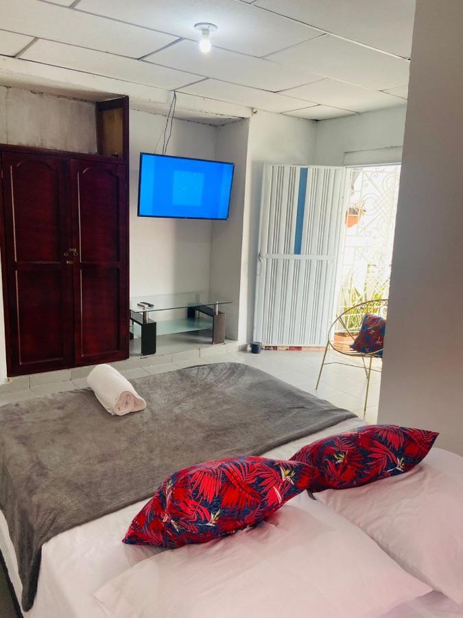 Hotel Urbanizacion Buenavista - Av Crisanto Luque Kartagena Zewnętrze zdjęcie