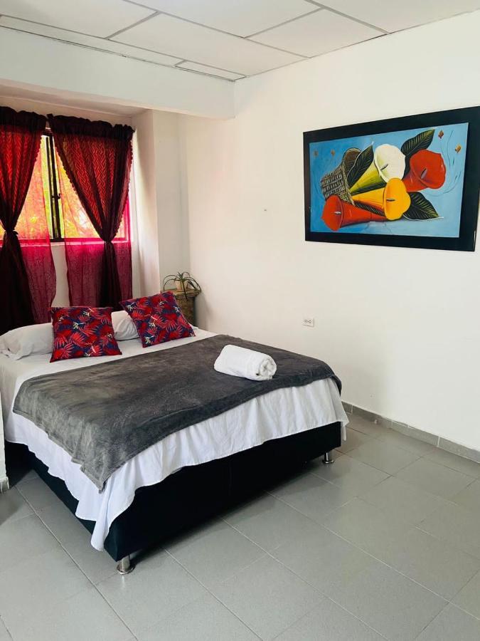 Hotel Urbanizacion Buenavista - Av Crisanto Luque Kartagena Zewnętrze zdjęcie